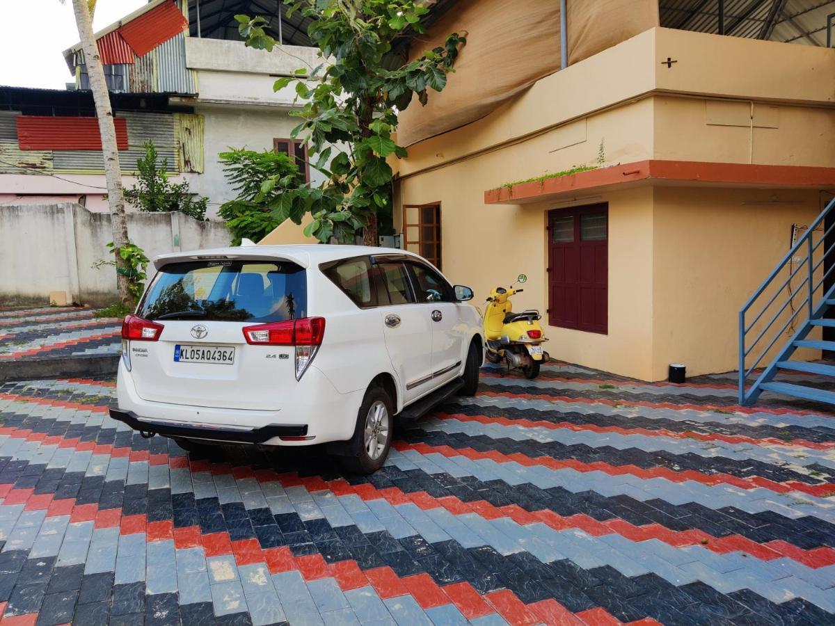 Apartamento Wind &Waves Kollam Exterior foto